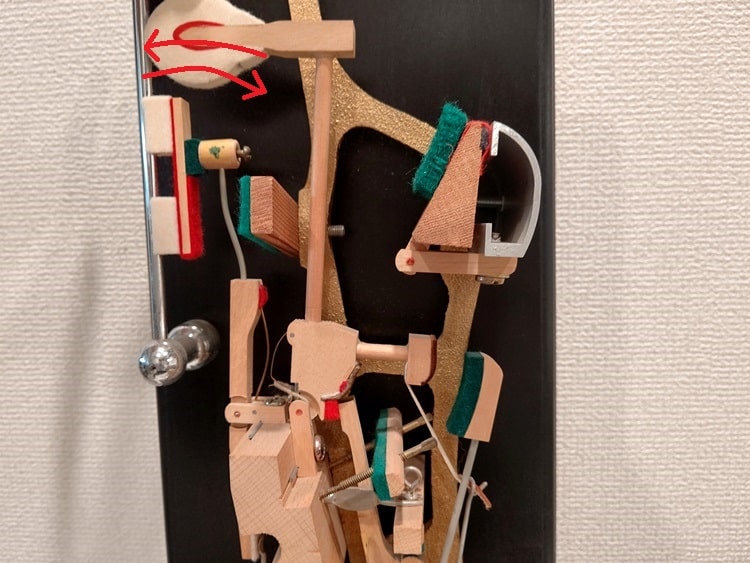 アップライトピアノの部品:ダンパーの動き