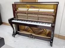 中古アップライトピアノ　バリンダム Ｂ-１２６ IMPERIAL